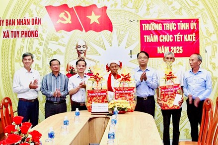 Lâm Đồng: Nét đẹp văn hóa trong Tết Katê của đồng bào Chăm Tuy Phong